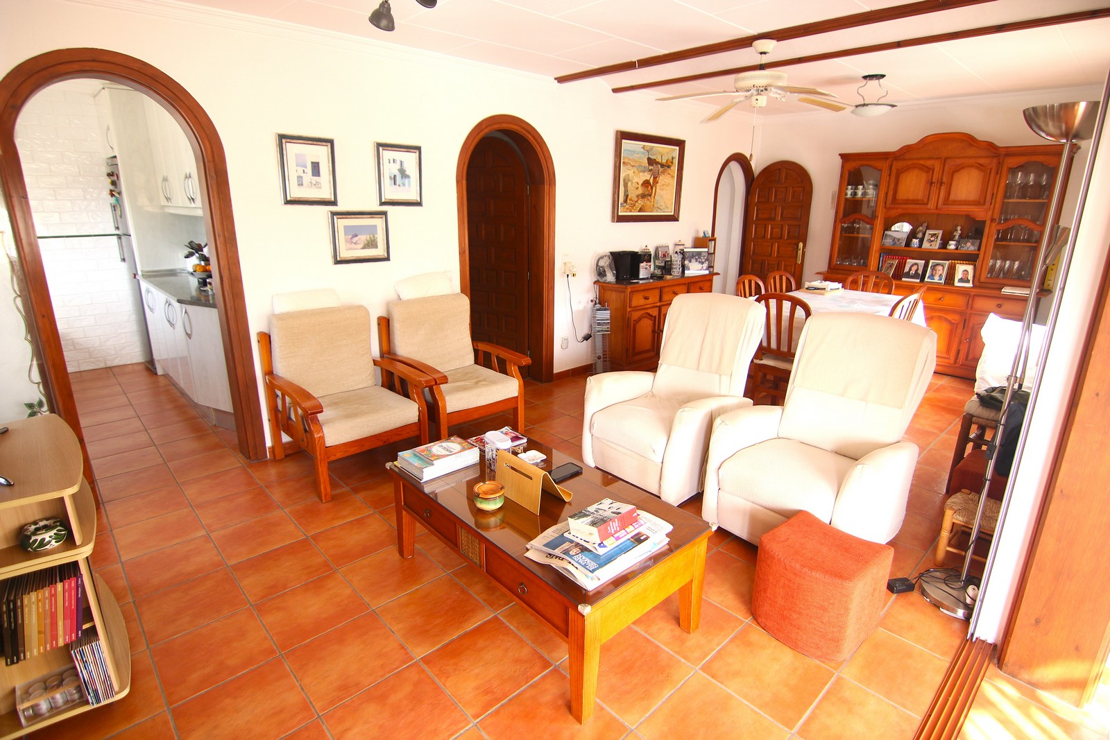 Villa en venta en zona tranquila del Portet con piscina.