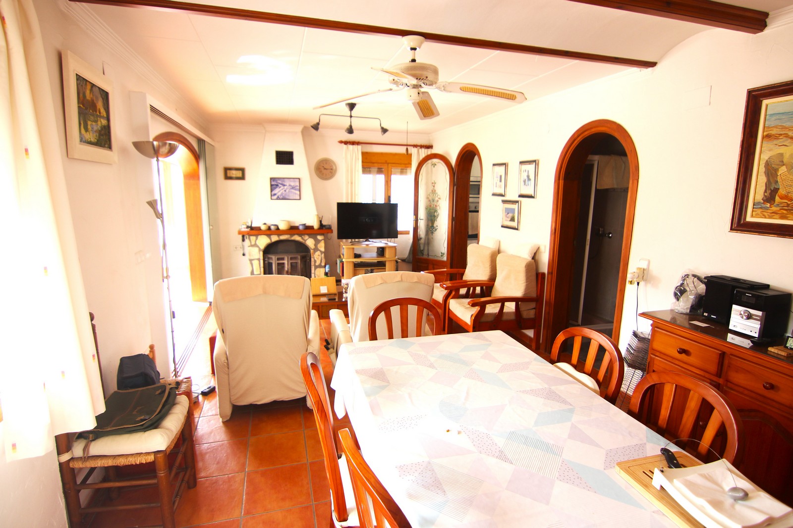 Villa en venta en zona tranquila del Portet con piscina.