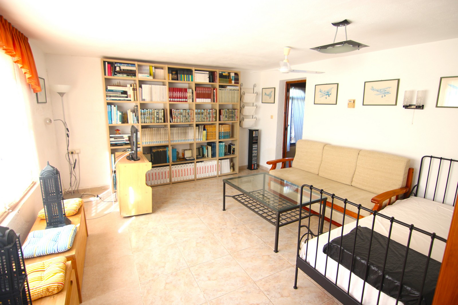 Villa en venta en zona tranquila del Portet con piscina.
