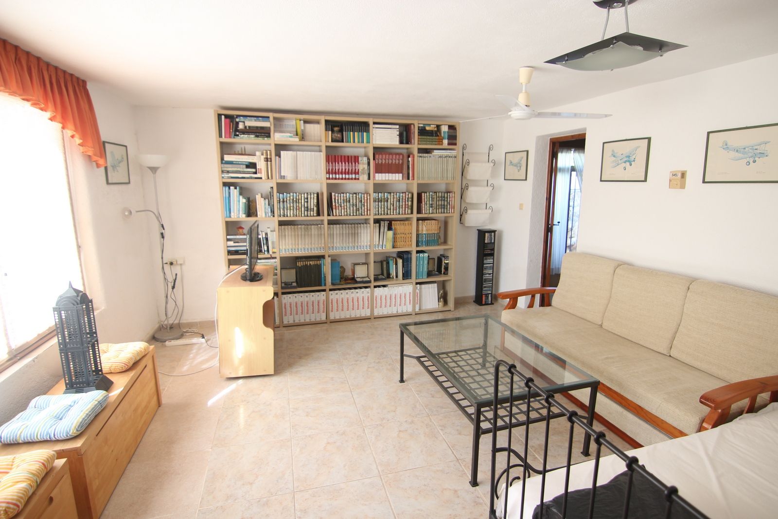Villa en venta en zona tranquila del Portet con piscina.
