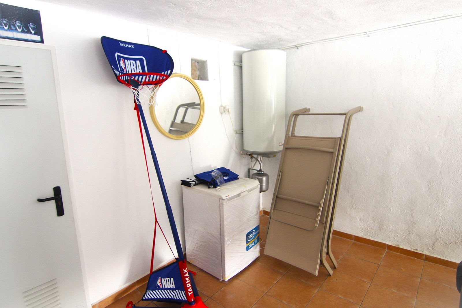 Villa en venta en zona tranquila del Portet con piscina.