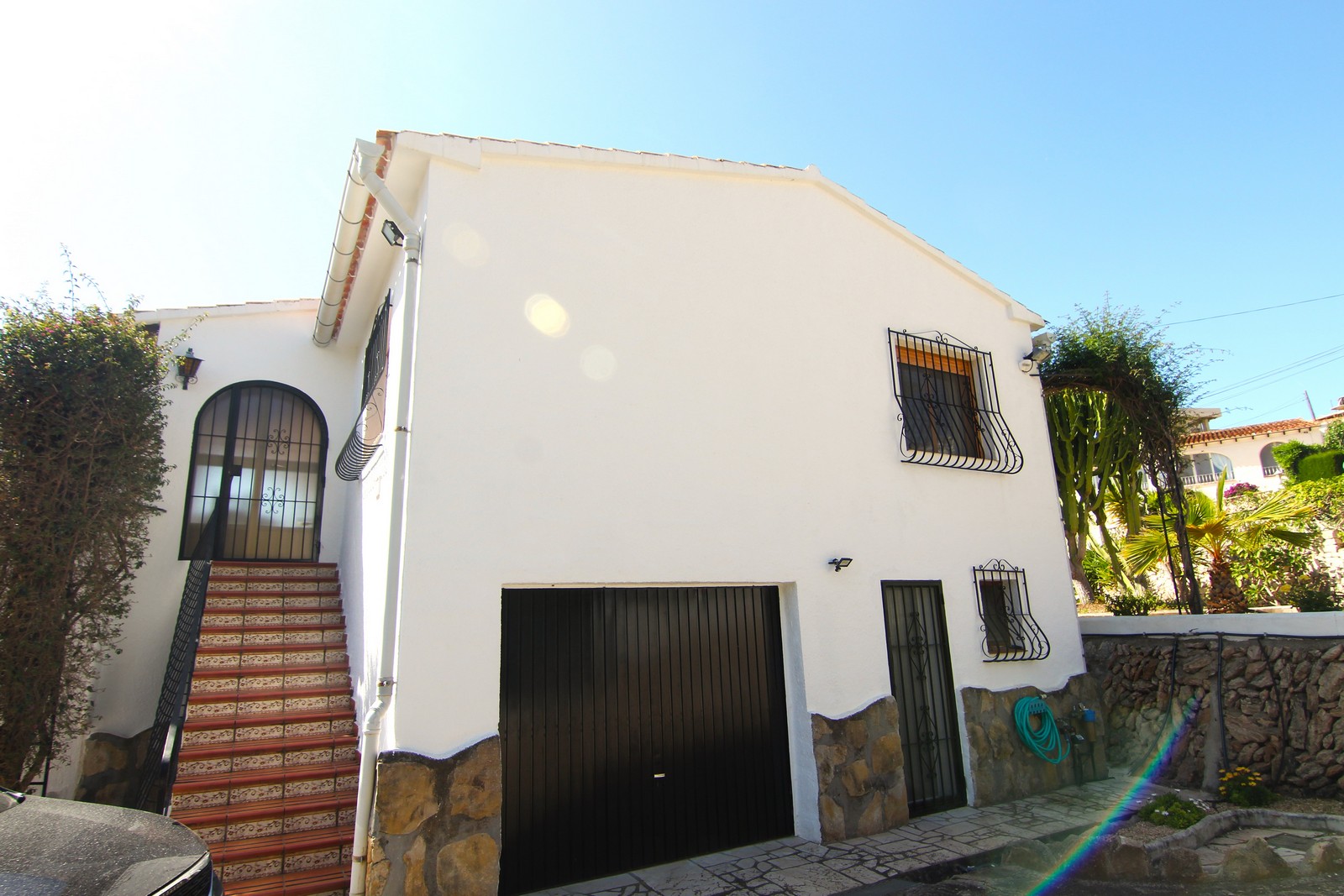 Villa en venta en zona tranquila del Portet con piscina.
