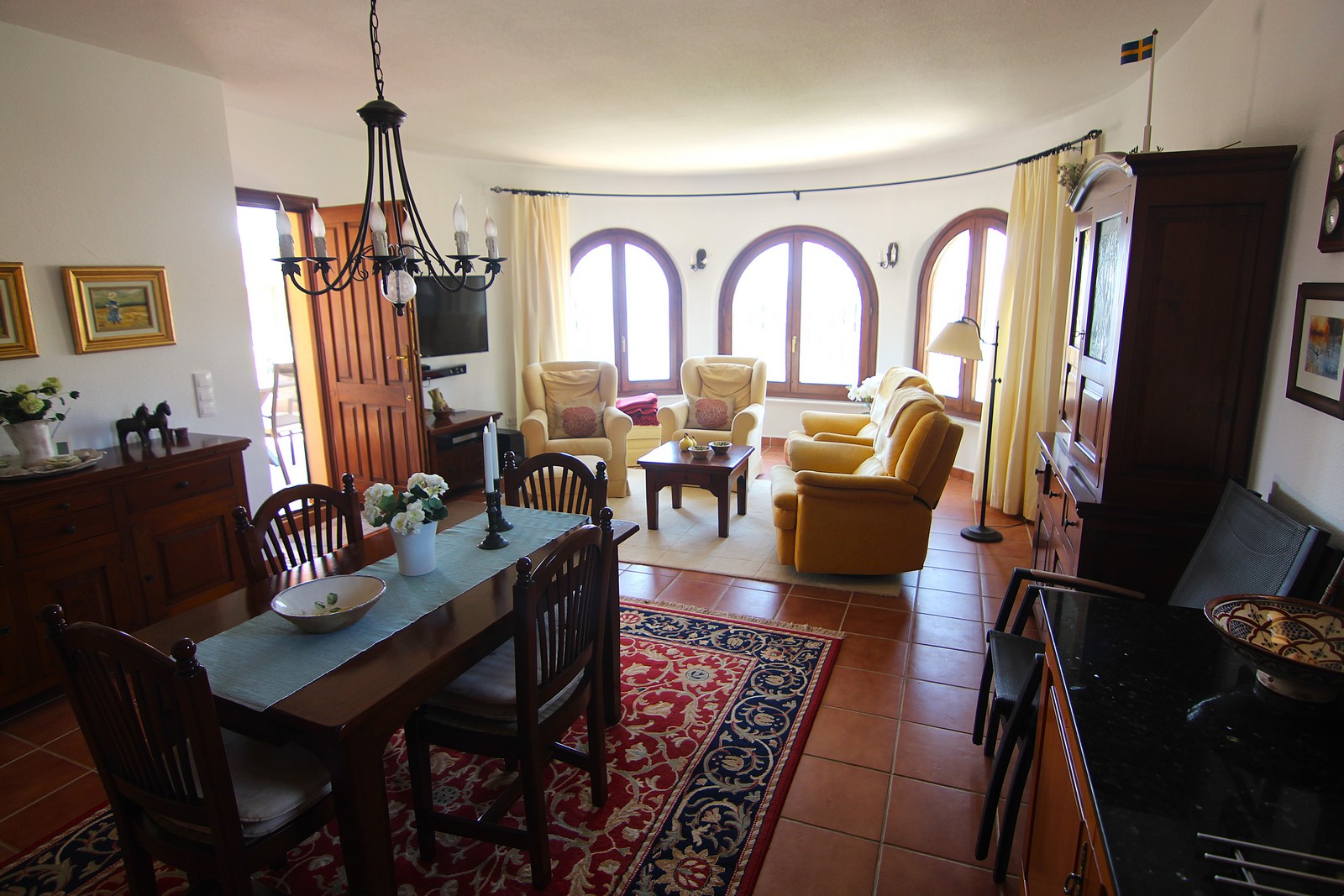 Villa con piscina y espectaculares vistas al mar en Cumbre del Sol.