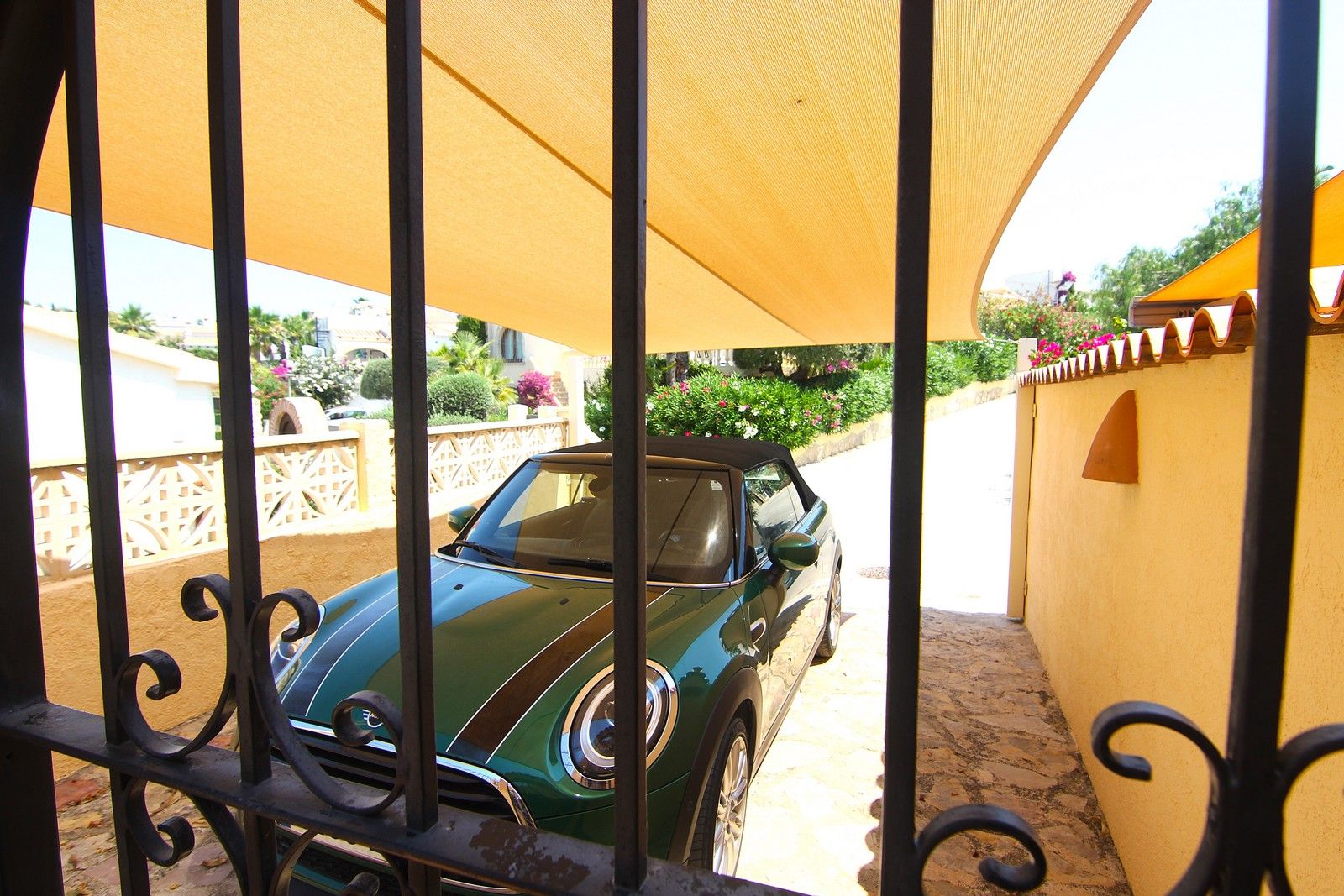 Villa con piscina y espectaculares vistas al mar en Cumbre del Sol.
