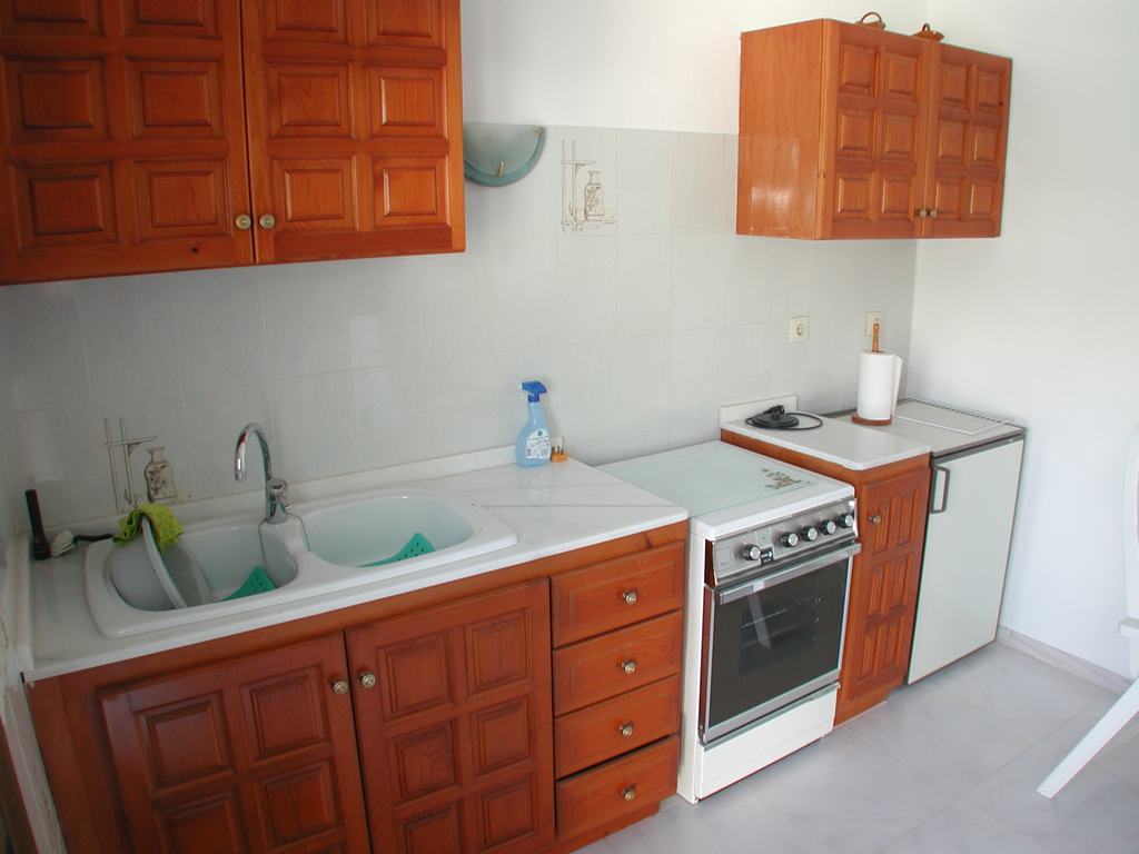 Villa a la venta con piscina y vistas al mar.