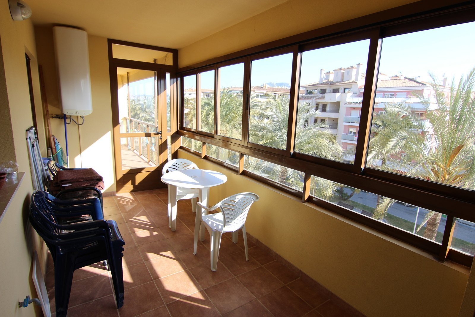 Apartamento con vistas al mar a la venta en Moraira.